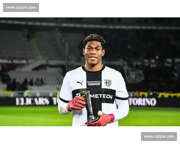 米兰引援预案曝光：若迈尼昂离队 今夏曾瞄准铃木彩艳